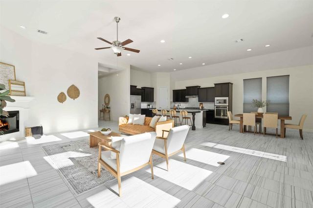 2601 Hudson LN, Leander, TX 78641