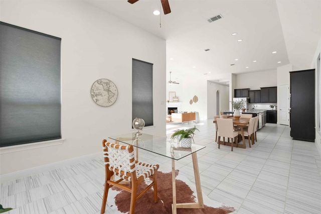 2601 Hudson LN, Leander, TX 78641