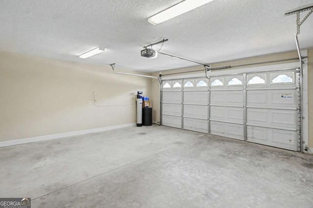 1271 Peacock Trail, Hinesville, GA 31313