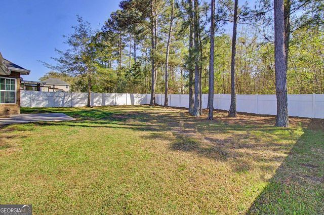 1271 Peacock Trail, Hinesville, GA 31313