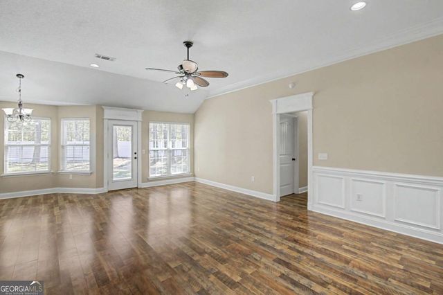 1271 Peacock Trail, Hinesville, GA 31313