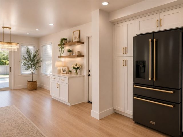 2494 Marsha Court, Riverside, CA 92506