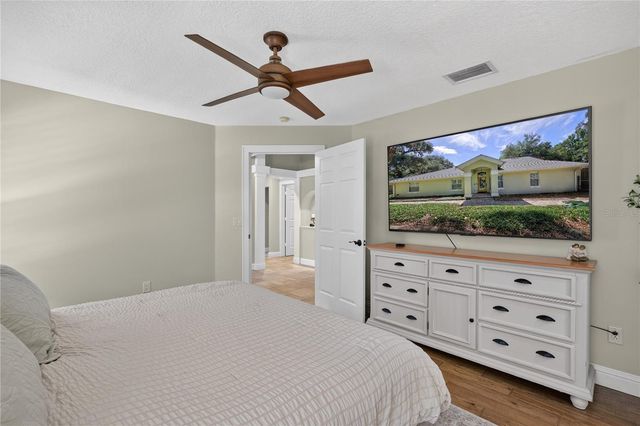 16720 BEAUCLAIRE CT, Tavares, FL 32778