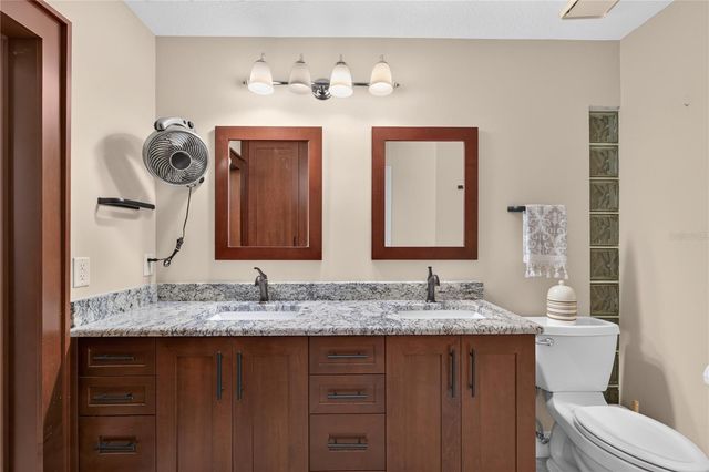 16720 BEAUCLAIRE CT, Tavares, FL 32778