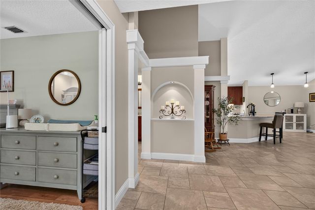 16720 BEAUCLAIRE CT, Tavares, FL 32778
