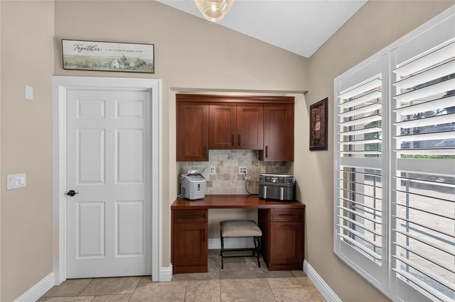 16720 BEAUCLAIRE CT, Tavares, FL 32778