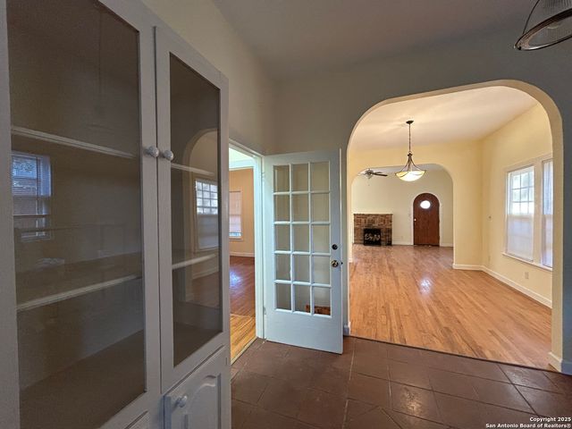 519 Fulton, San Antonio, TX 78212