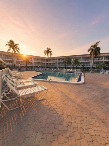 5203 NE 24th Terrace B108, Fort Lauderdale, FL 33308