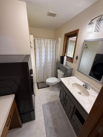 2415 12th Avenue SW, Devils Lake, ND 58301