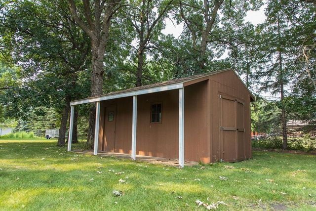 2415 12th Avenue SW, Devils Lake, ND 58301