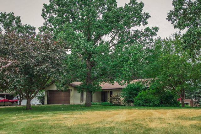 2415 12th Avenue SW, Devils Lake, ND 58301