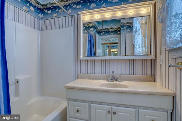 35 W 6TH ST, New Castle, DE 19720