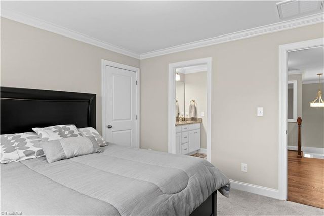 7501 Monty Drive, Kernersville, NC 27284