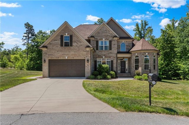 7501 Monty Drive, Kernersville, NC 27284