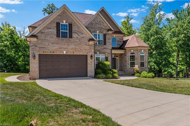 7501 Monty Drive, Kernersville, NC 27284