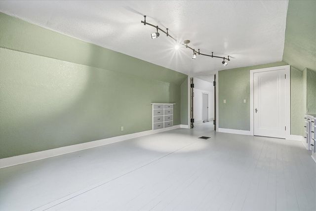 1904 W North Street, Kalamazoo, MI 49006