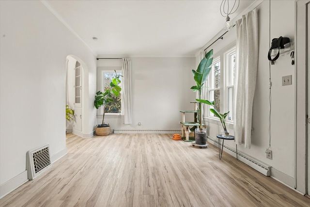 1904 W North Street, Kalamazoo, MI 49006