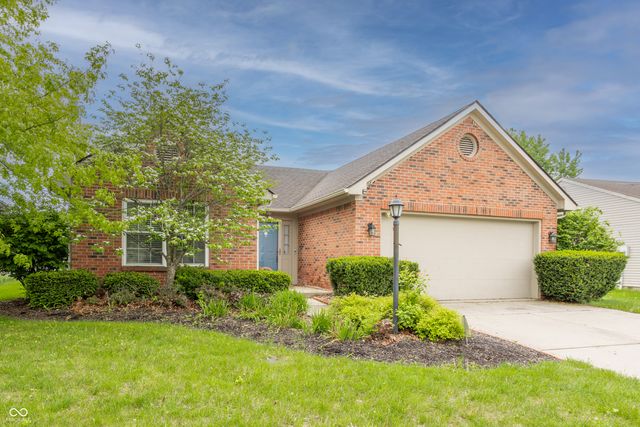 1911 E Maple Park Drive, Westfield, IN 46074