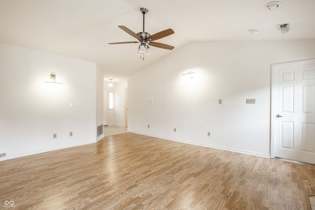 1911 E Maple Park Drive, Westfield, IN 46074