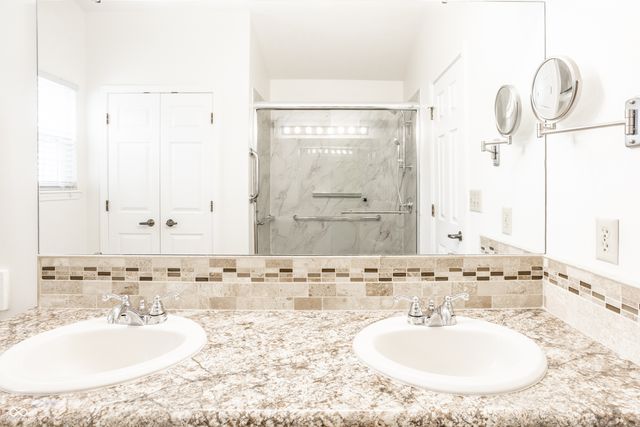 1911 E Maple Park Drive, Westfield, IN 46074