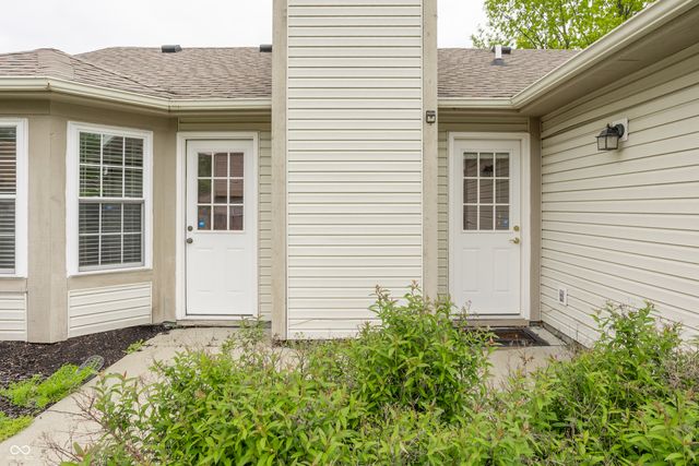 1911 E Maple Park Drive, Westfield, IN 46074
