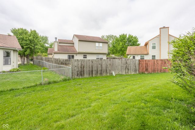 1911 E Maple Park Drive, Westfield, IN 46074
