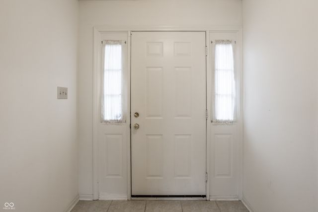 1911 E Maple Park Drive, Westfield, IN 46074