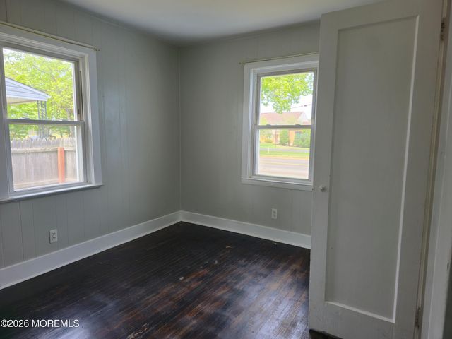 610 Chestnut Street, Lakehurst, NJ 08733