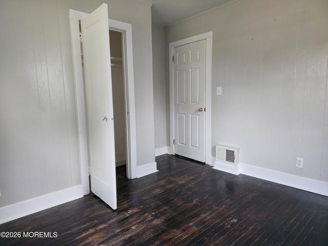 610 Chestnut Street, Lakehurst, NJ 08733