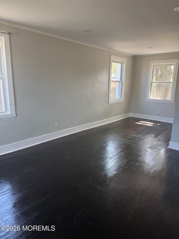 610 Chestnut Street, Lakehurst, NJ 08733
