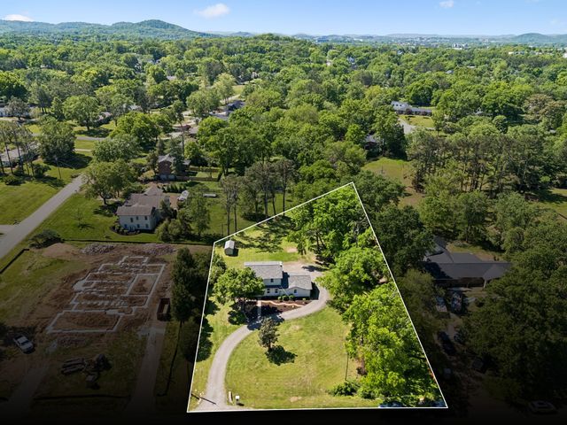 8013 Wikle Rd, E, Brentwood, TN 37027