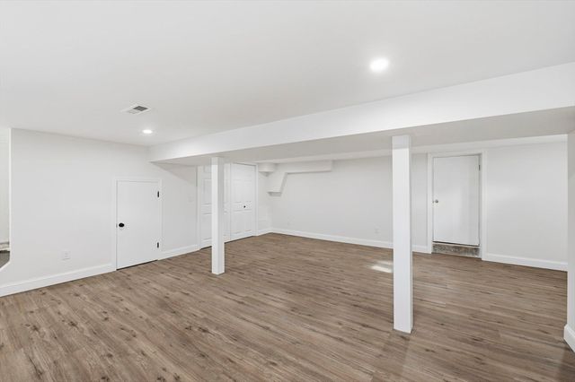 5 Shady Lane Dr, Burlington, MA 01803