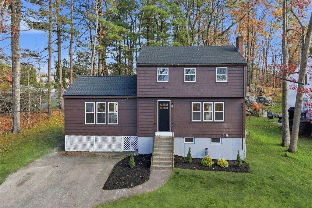 5 Shady Lane Dr, Burlington, MA 01803