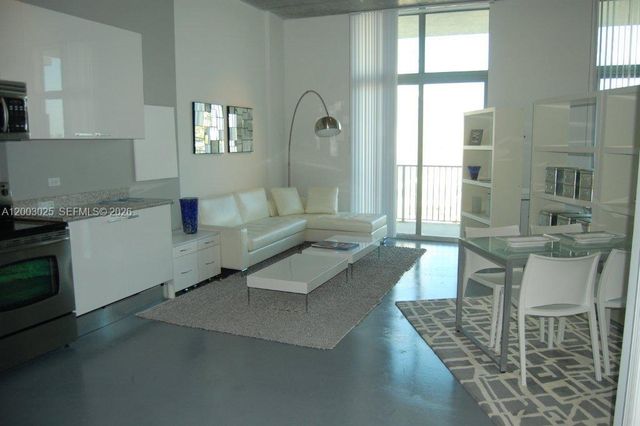 2100 Van Buren Street 412, Hollywood, FL 33020