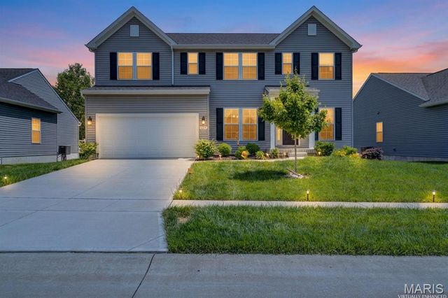 207 Barrington Ridge Lane, Wentzville, MO 63385
