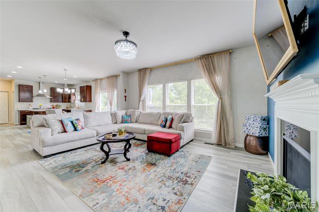 207 Barrington Ridge Lane, Wentzville, MO 63385