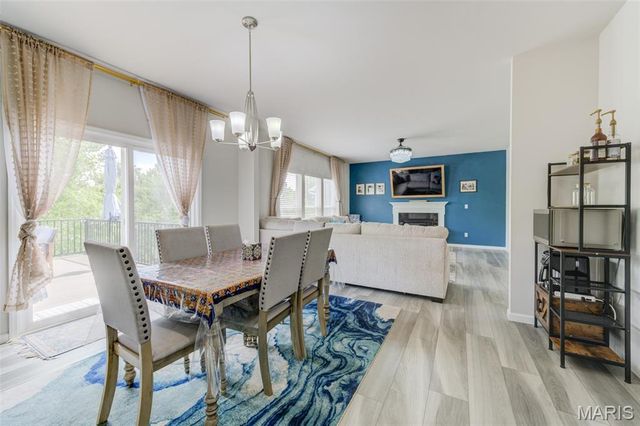 207 Barrington Ridge Lane, Wentzville, MO 63385