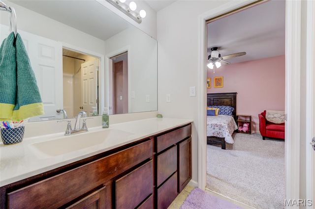 207 Barrington Ridge Lane, Wentzville, MO 63385