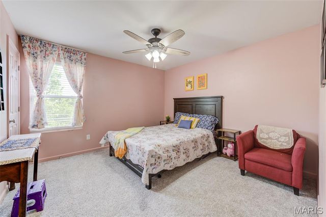 207 Barrington Ridge Lane, Wentzville, MO 63385