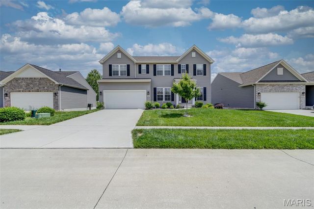 207 Barrington Ridge Lane, Wentzville, MO 63385