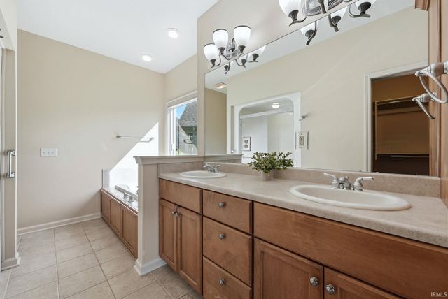 105 Cobblers Cove, Fort Wayne, IN 46825