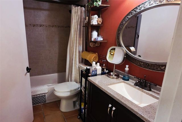 667 GOLDEN SUNSHINE CIRCLE, Orlando, FL 32807