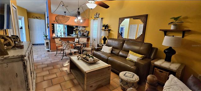 667 GOLDEN SUNSHINE CIRCLE, Orlando, FL 32807