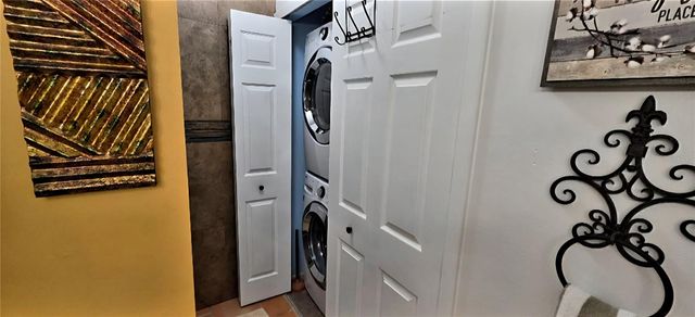 667 GOLDEN SUNSHINE CIRCLE, Orlando, FL 32807