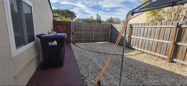 667 GOLDEN SUNSHINE CIRCLE, Orlando, FL 32807