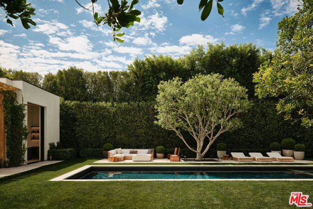 12846 Highwood Street, Los Angeles, CA 90049