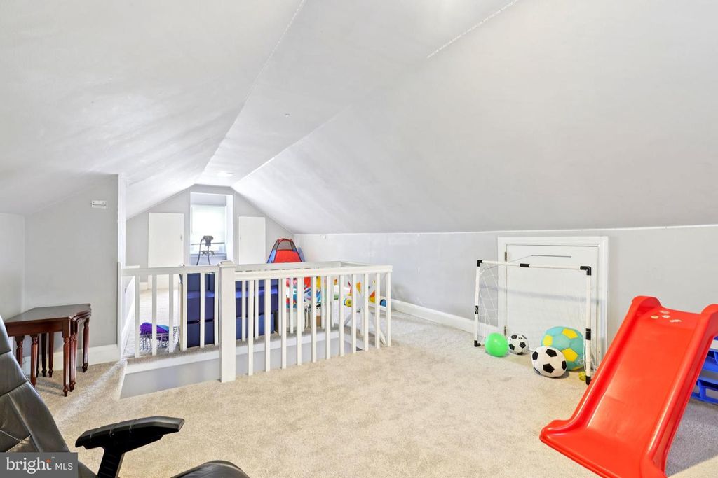 Image 21 of property listing at 4214 THORNCLIFF RD, Baltimore, MD 21236