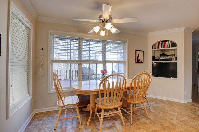 2559 Hedgerow Ln, Clarksville, TN 37043