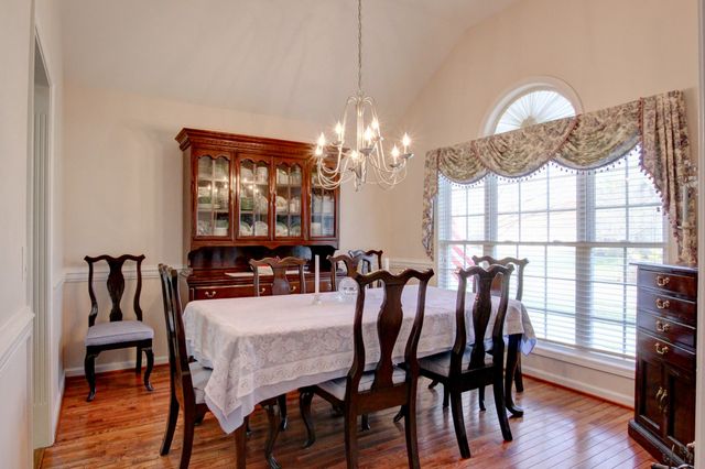 2559 Hedgerow Ln, Clarksville, TN 37043