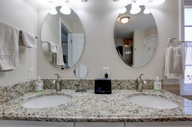 2559 Hedgerow Ln, Clarksville, TN 37043